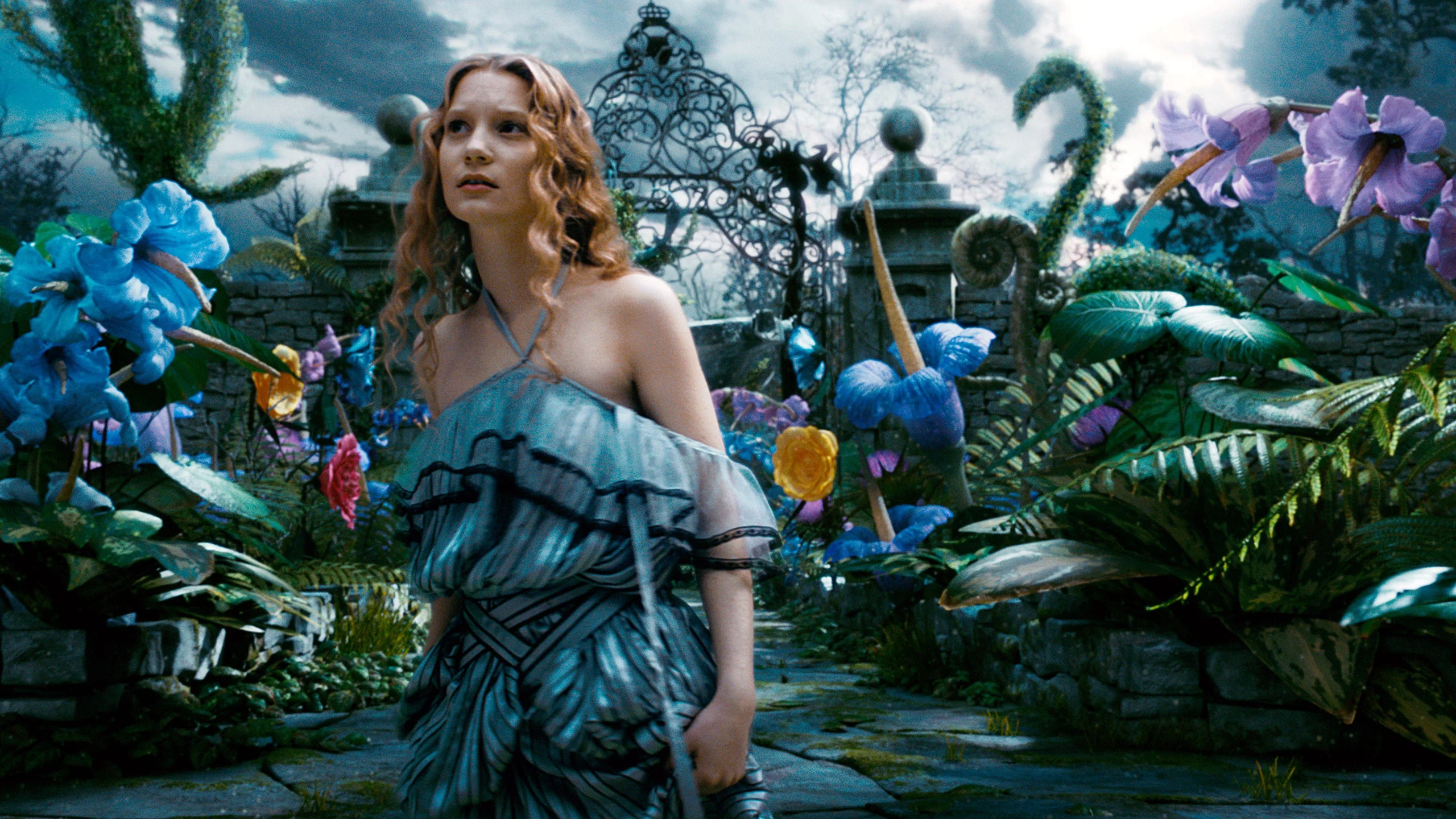 Alice Ở Xứ Sở Trong Gương - SubNhanh